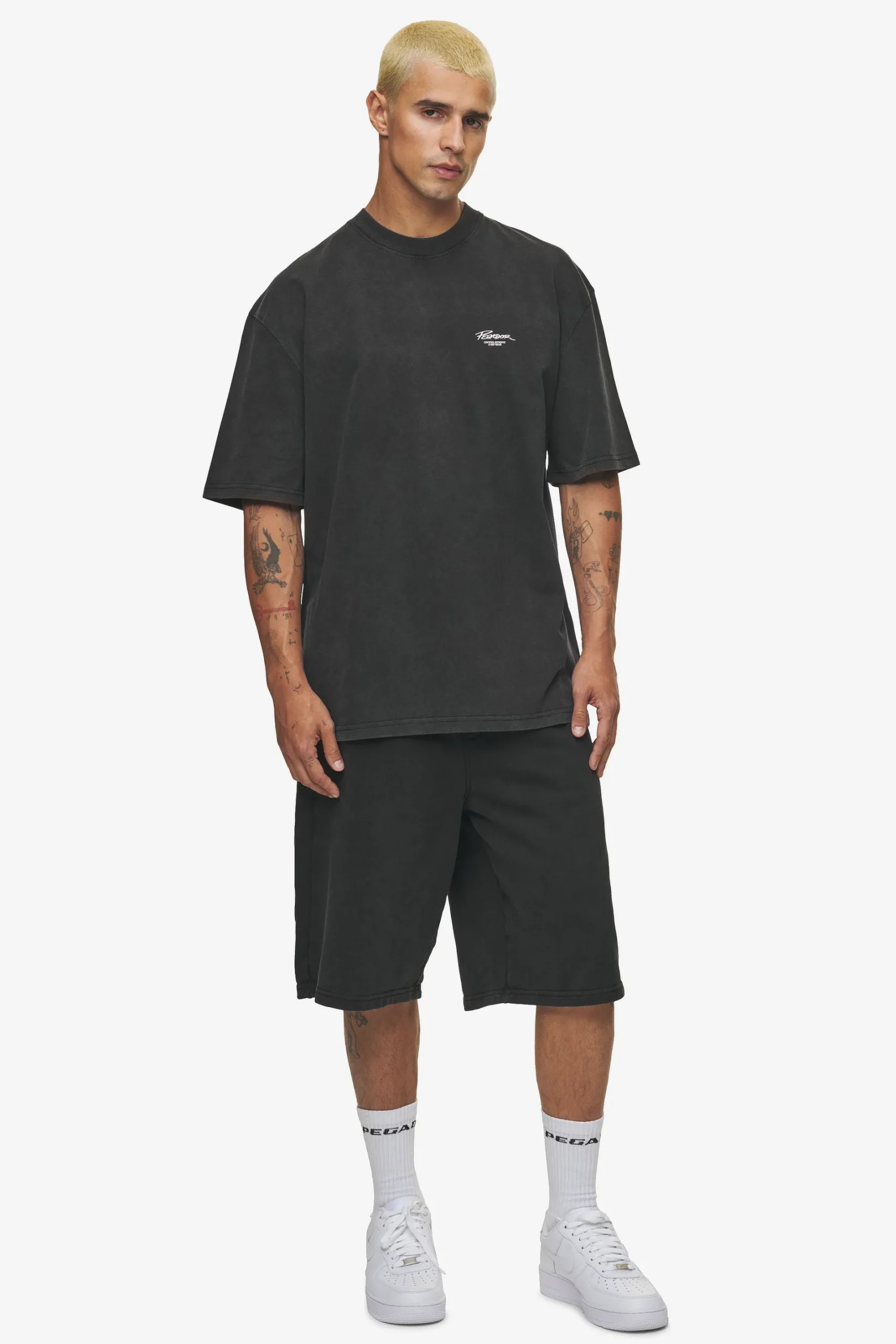 Pegador Tees|Banberry Oversized Tee Vintage black