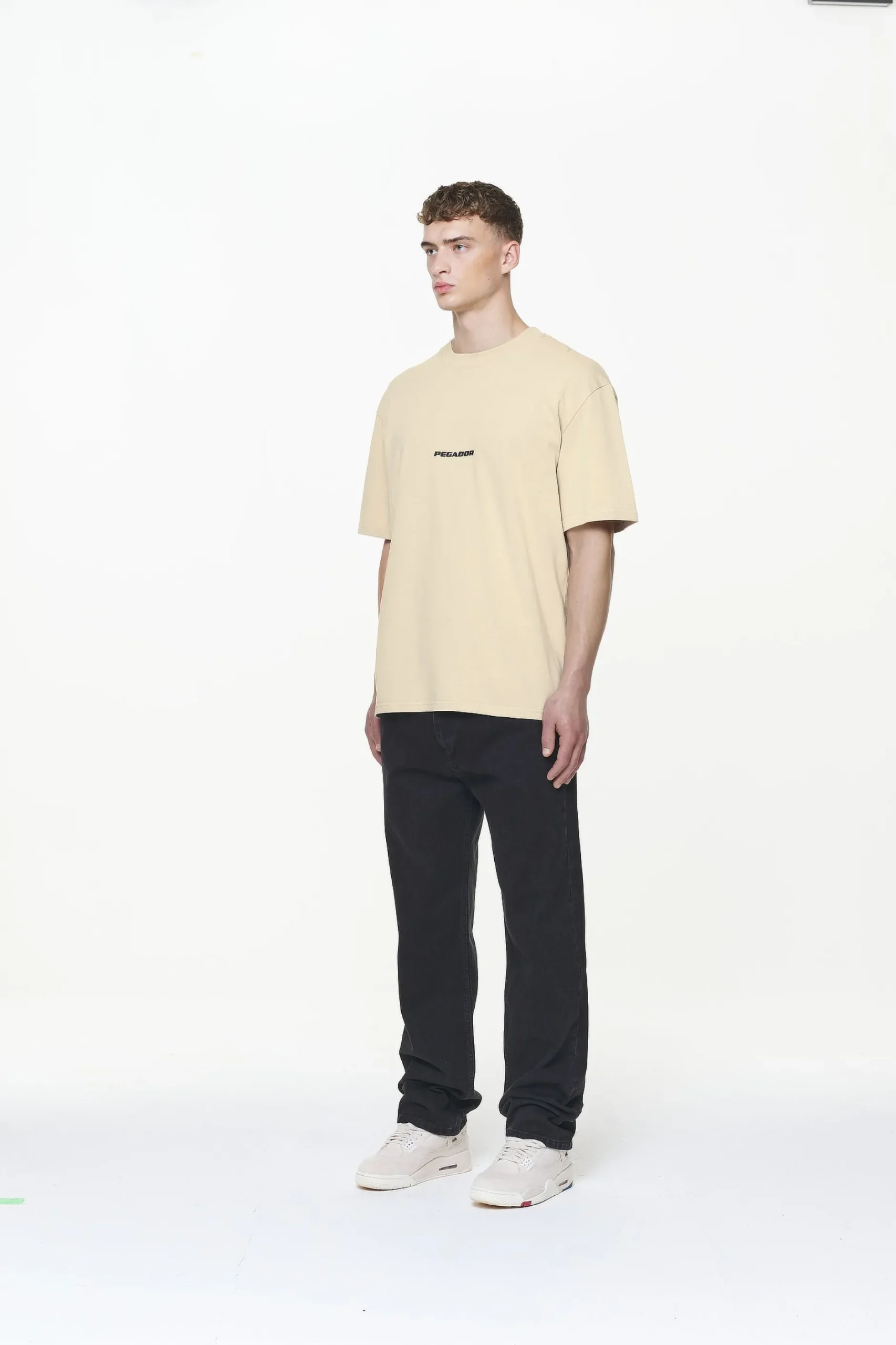 Pegador Tees|Colne Logo Oversized Tee Vintage Washed Kingdom Beige Gum