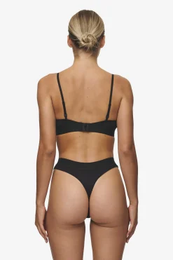 Pegador Underwear|Emra String White Black