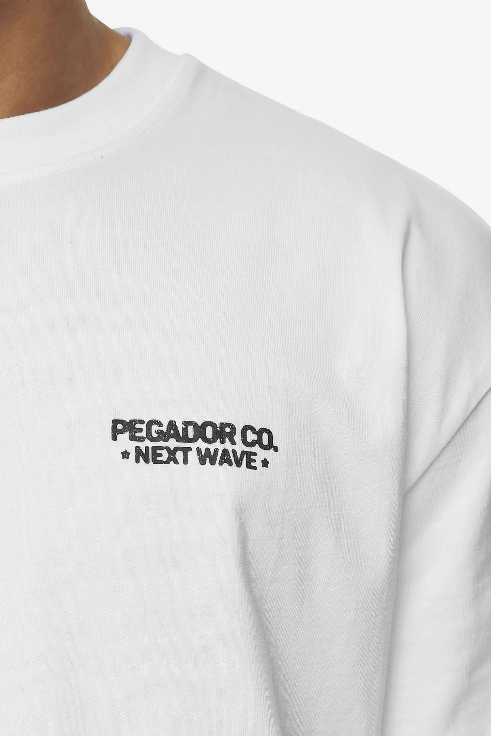 Pegador Tees|Fallon Oversized Tee White