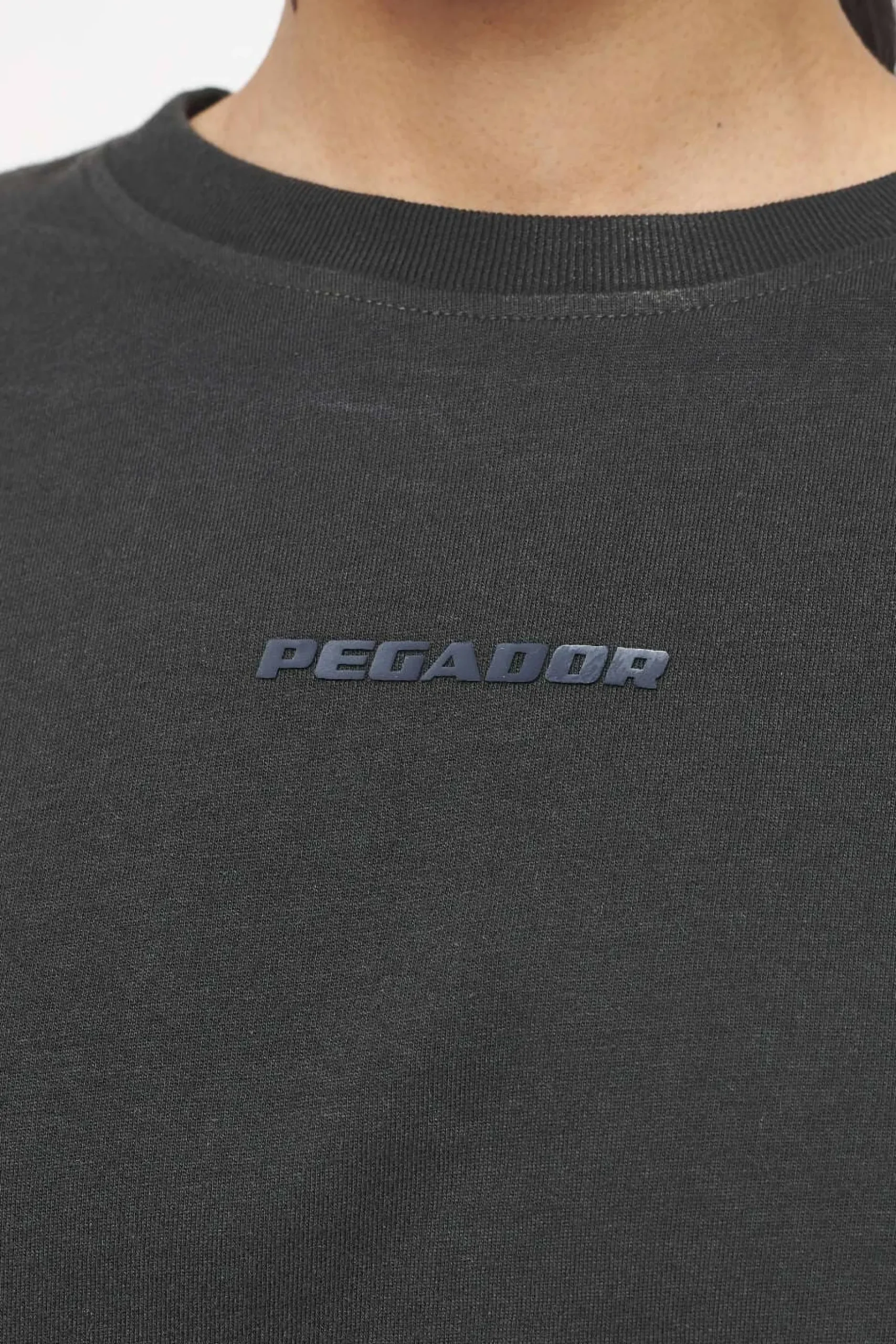 Pegador Tees|Layla Oversized Cropped Tee Vintage Washed Iron Grey Gum