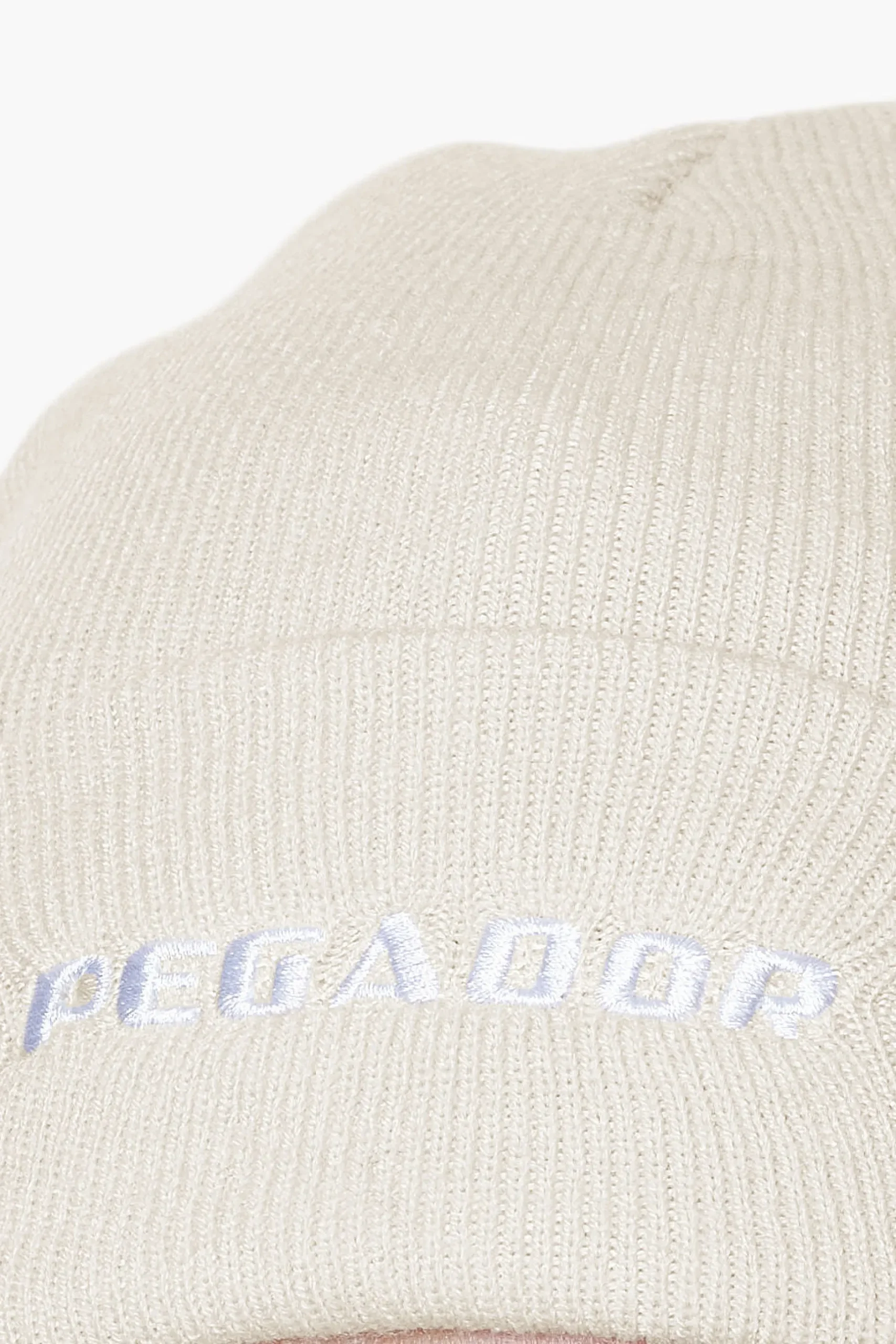 Pegador Beanies|Logo Beanie Kingdom Beige White