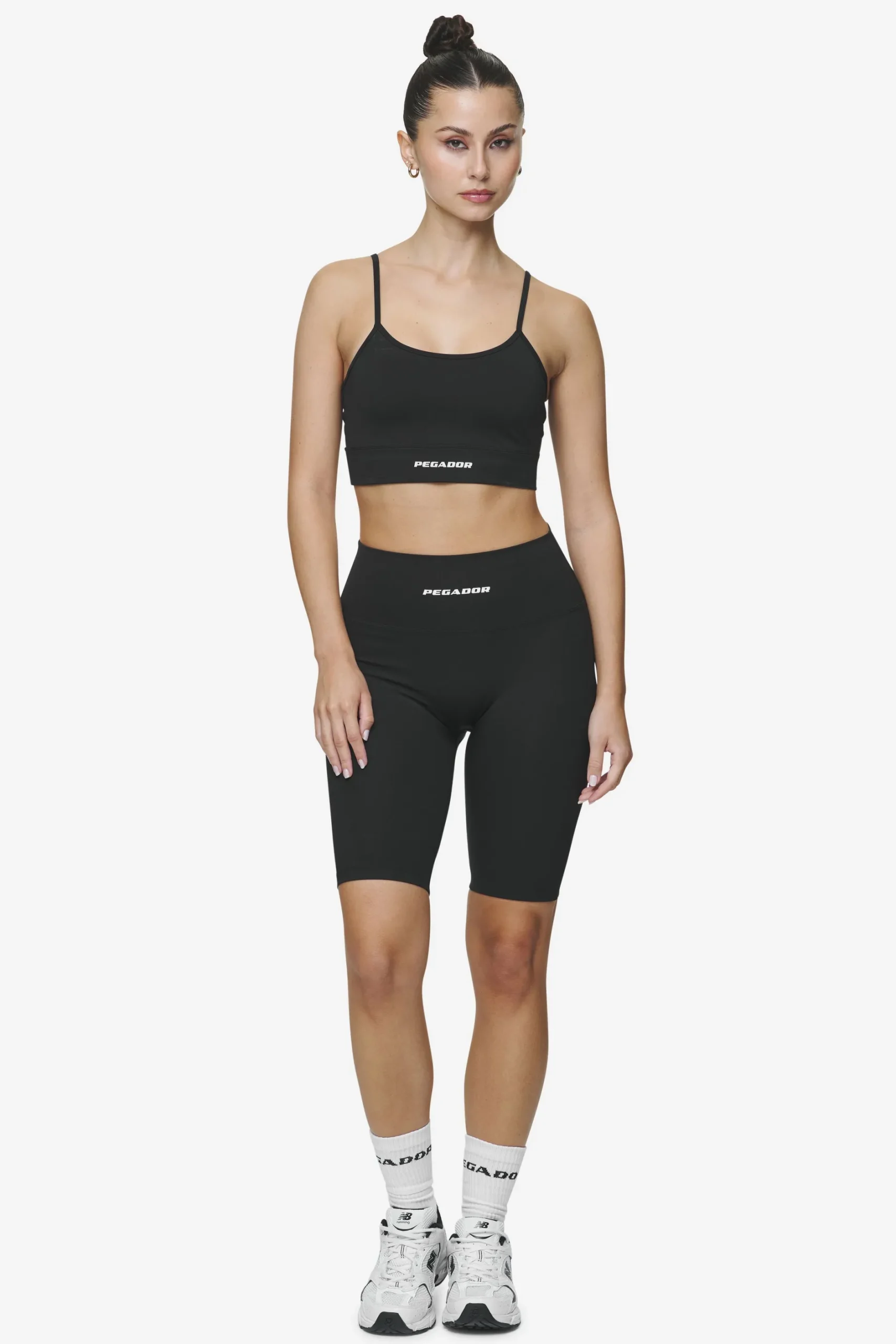 Pegador Shorts|Lupita Biker Shorts White Black