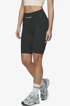 Pegador Shorts|Lupita Biker Shorts White Black