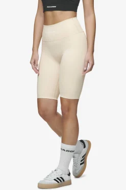 Pegador Shorts|Lupita Biker Shorts White Coast sand