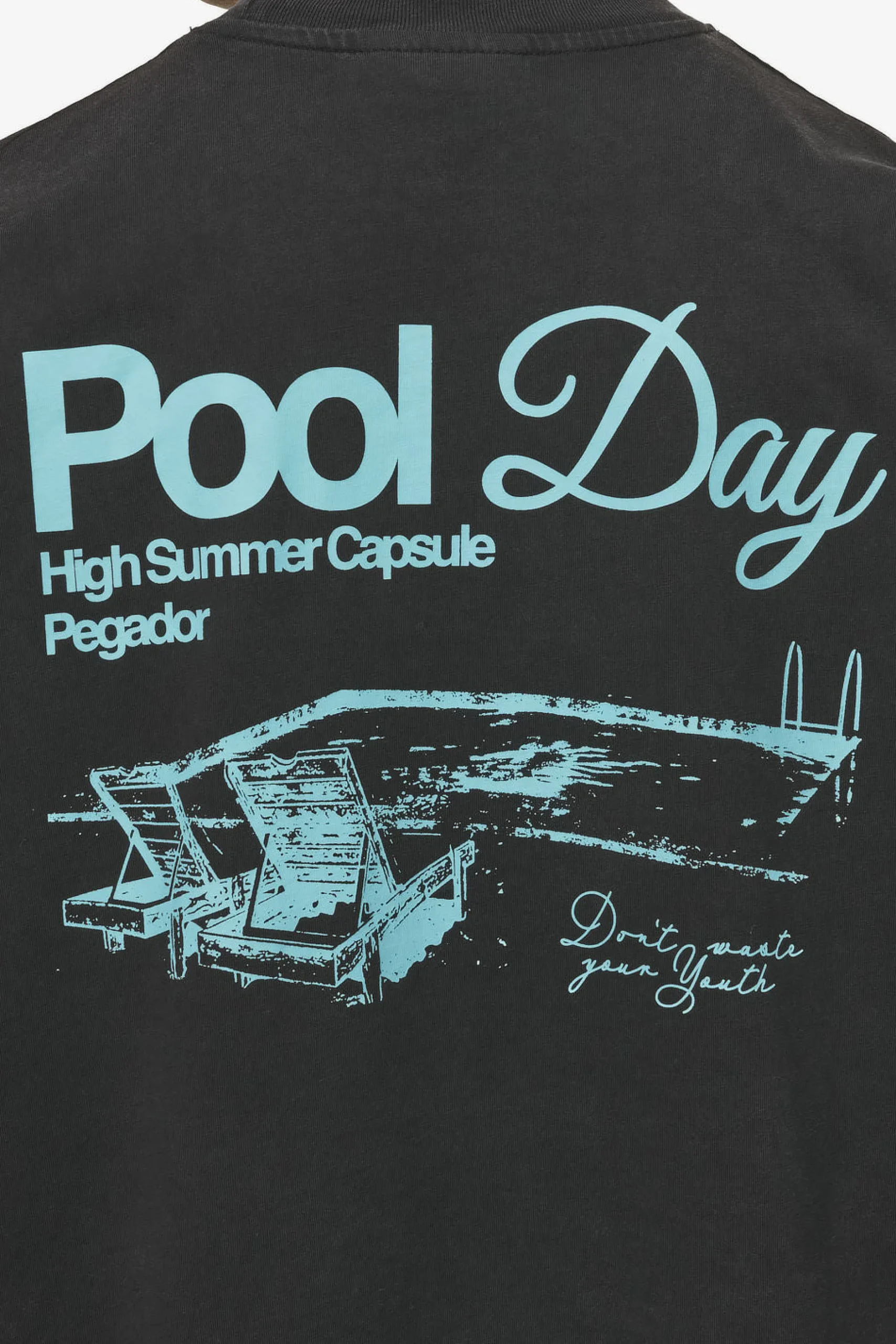 Pegador Tees|Patino Oversized Tee Vintage black