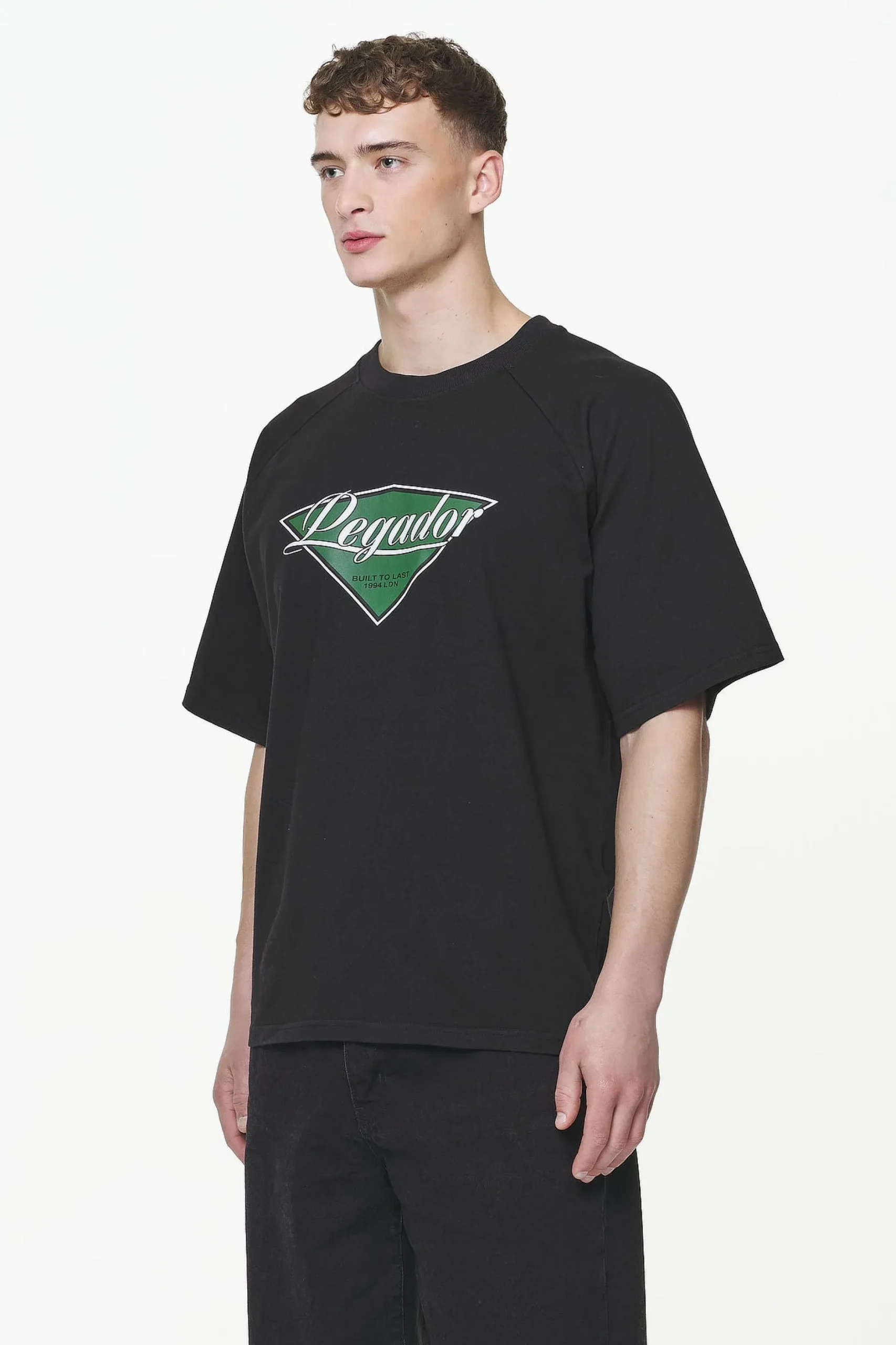 Pegador Tees|Trafford Raglan Boxy Tee Vintage Washed Onyx Black