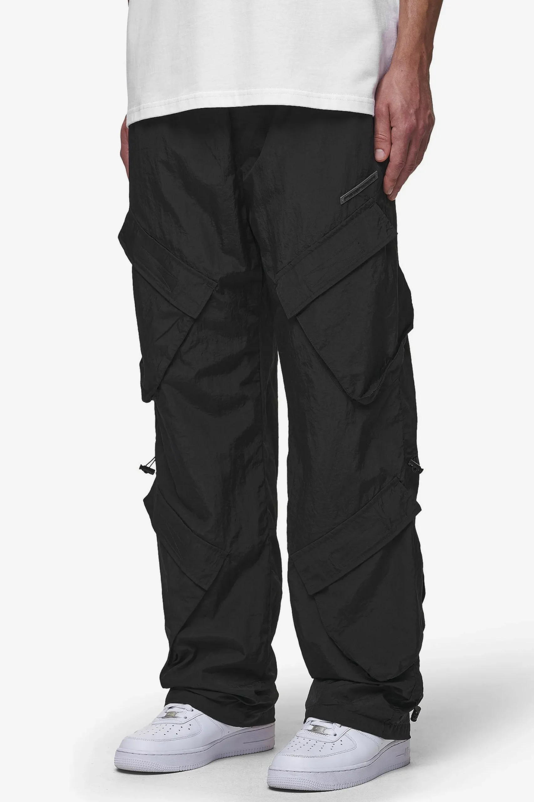 Pegador Cargos|Varick Wide Tech Cargo Pants Black